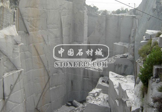 福建长泰县石材矿山 花岗岩