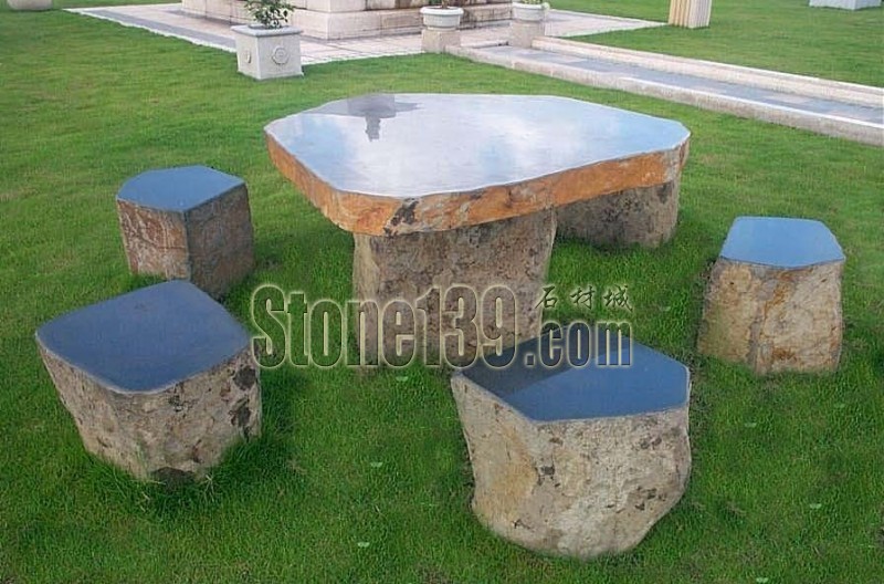 石桌石凳在小区园林环境石材装饰中布置的七要点