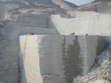 山东文登白麻矿山