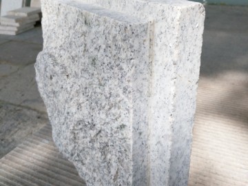 白麻蘑菇石