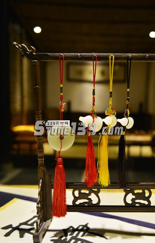 葫芦形玉佩(玉雕小工艺品)