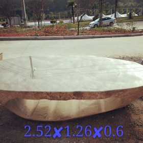 镂空设计 表面抛光石桌  2.52x1.26x0.6