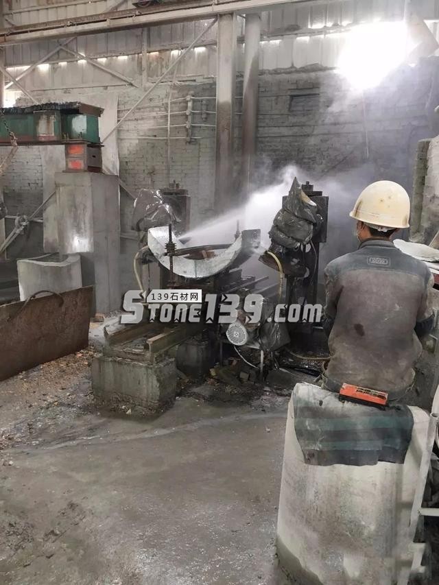 花岗岩石材圆柱加工过程图解