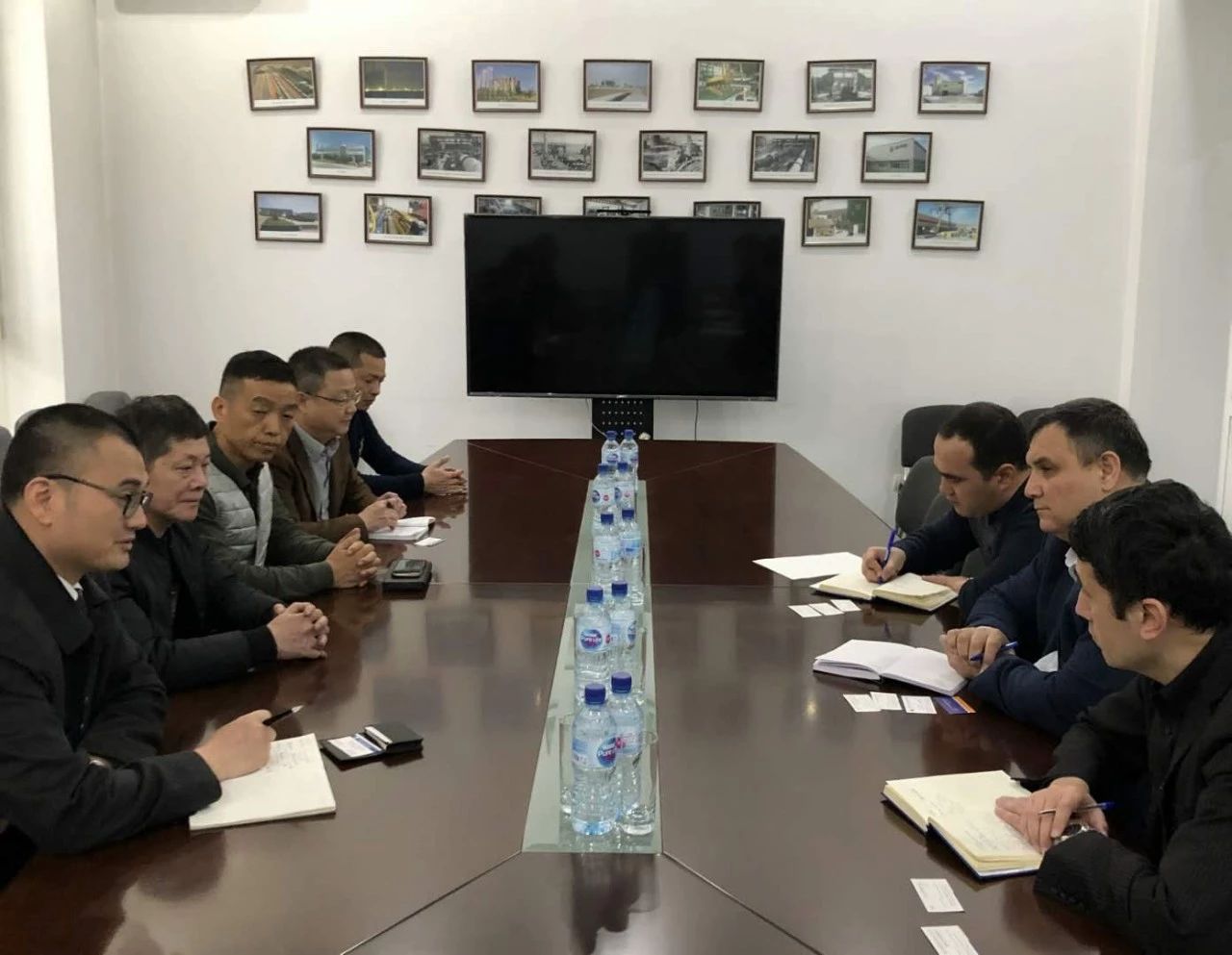 南安市石材机械辅料产业联合会一行到访乌兹别克斯坦
