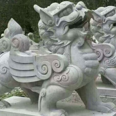 青石异形雕刻 四川达州石狮子 寺庙石雕产品