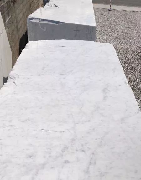 【其睐石材】设计师喜欢的卡拉拉白、雪花白等意大利白色大理石