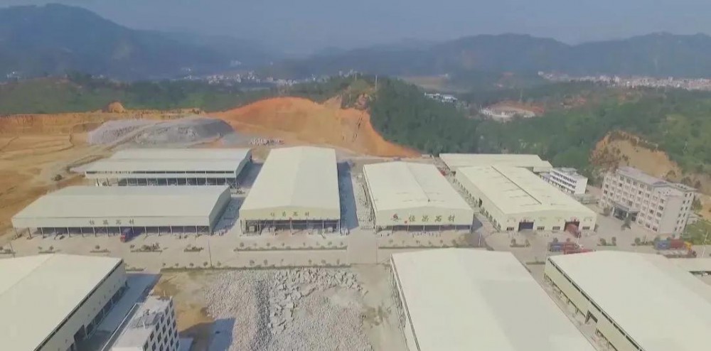 广西岑溪三堡镇：整治“小散乱污”加快石材产业转型升级