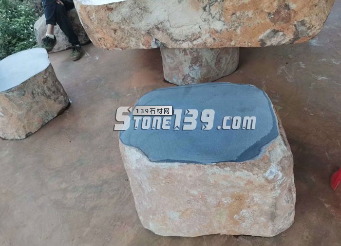 目前最便宜的黑石（湛江黑）产地广东雷州市召开非法石材场整治工作推进会