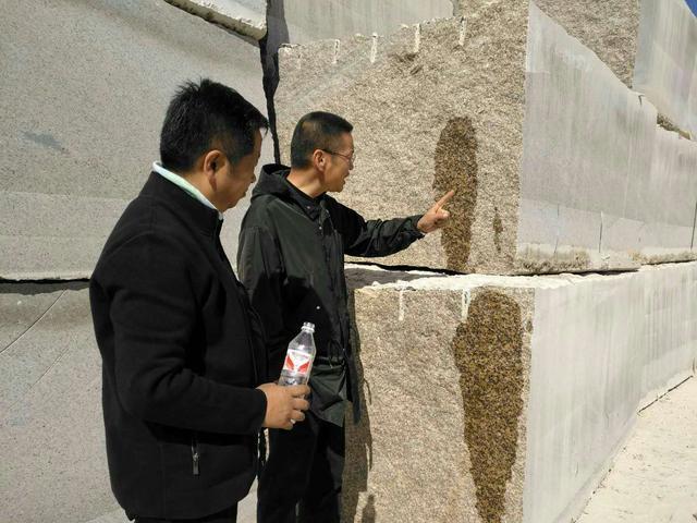 内蒙古阿拉善石头变形记之花岗岩的前世今生 