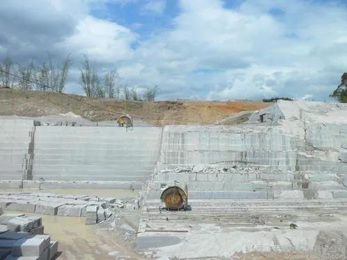 中国国内花岗石矿山开采方法的演变过程