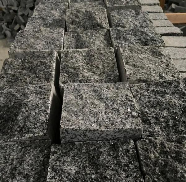 广西654花岗岩钟山青-可完美替代长泰芝麻黑的优质石材
