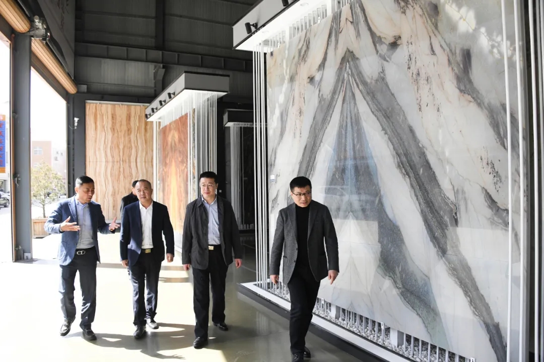 全国工商联石材业商会一行前往河北省香河石材城走访会员企业开展调研工作