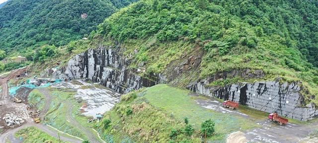 岳西黑-安徽省安庆市岳西国产黑金沙花岗岩介绍