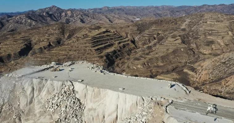 山西忻州市静乐县黄金麻石材产区和产品介绍