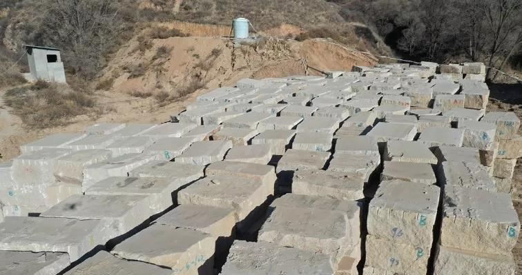 山西忻州市静乐县黄金麻石材产区和产品介绍