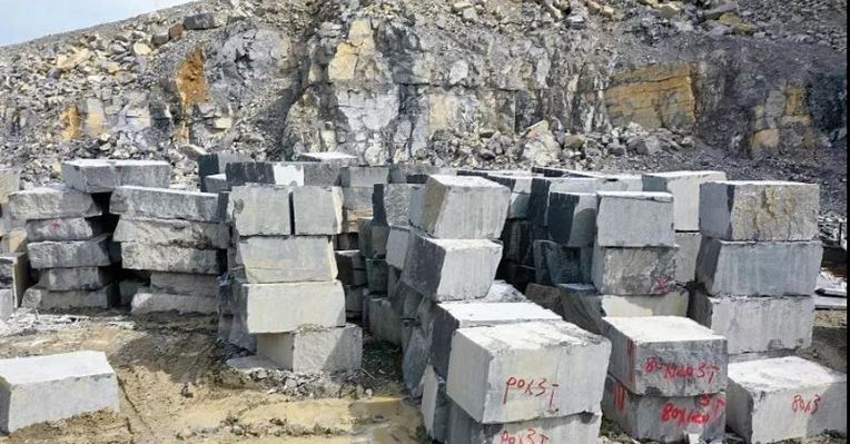 贵州省毕节市金沙县黑石产区主要生产新中国黑石材
