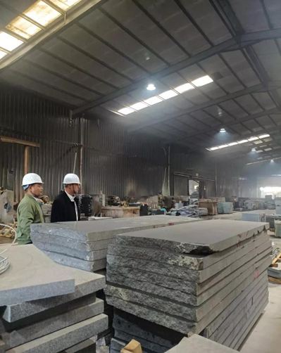 内蒙古乌拉特中旗联社与当地石材行业商会初步达成信贷合作意向，附黑石产品欣赏！