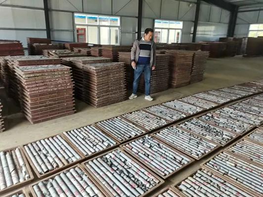河南石材产区桐柏县发现特大型金矿，预计可获金储量50吨