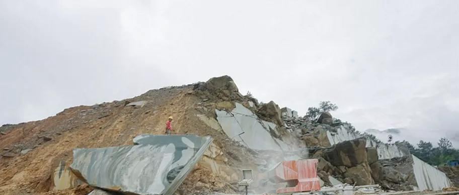 广西辉绿岩矿山达沙河口花岗岩矿床地址龙胜各族自治县三门乡