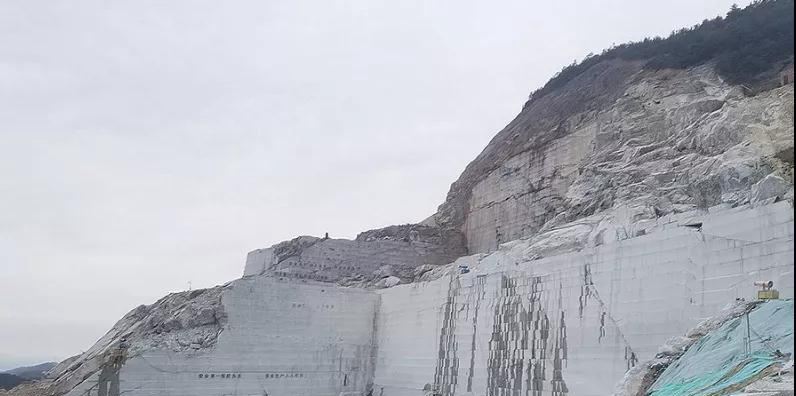 江西芝麻白新矿产区江西省赣州市寻乌县赣南白麻矿山及产品欣赏