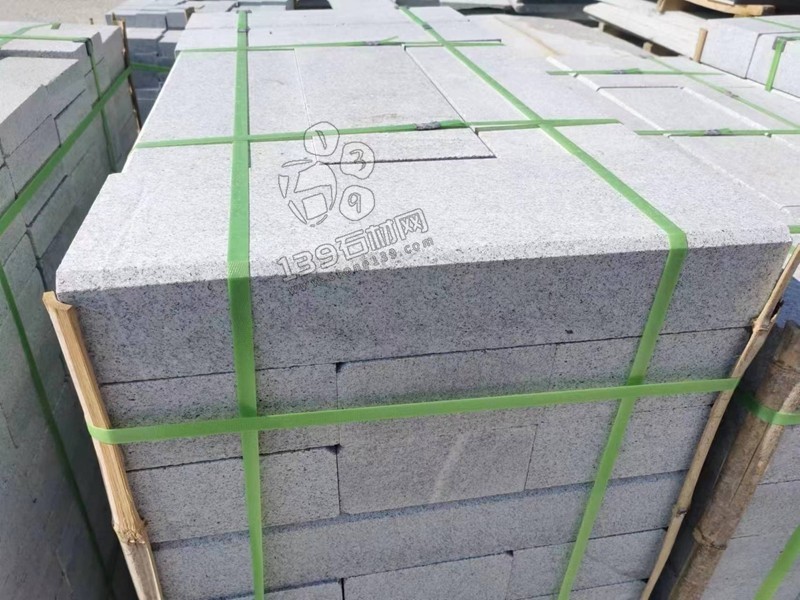 河南泌阳生产厂家主要产品（芝麻白、芝麻灰）花岗岩
