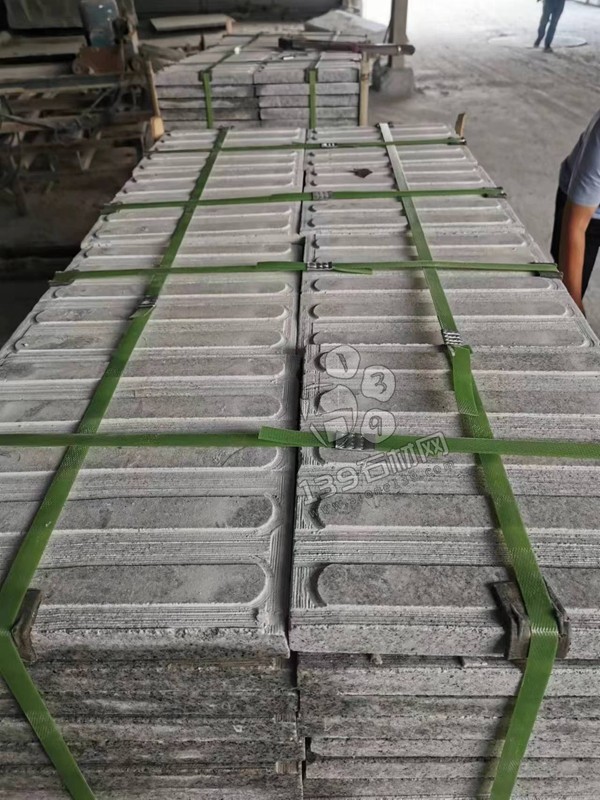 河南泌阳生产厂家主要产品（芝麻白、芝麻灰）花岗岩