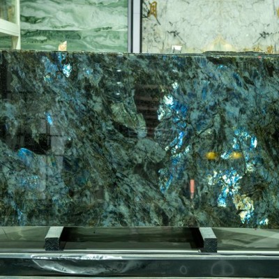 蓝翡翠矮板面大晶体